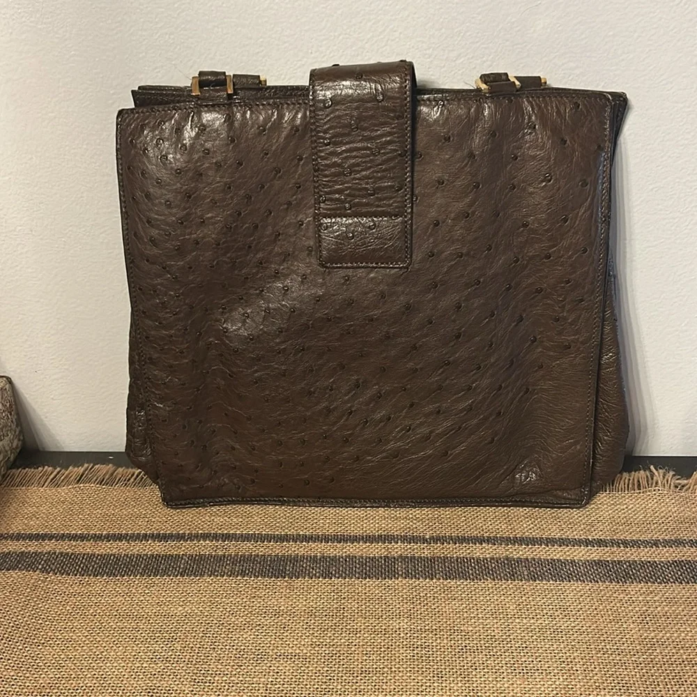 [mauro governo for SUAREZ] VINTAGE Elegant Brown Ostrich Leather Purse